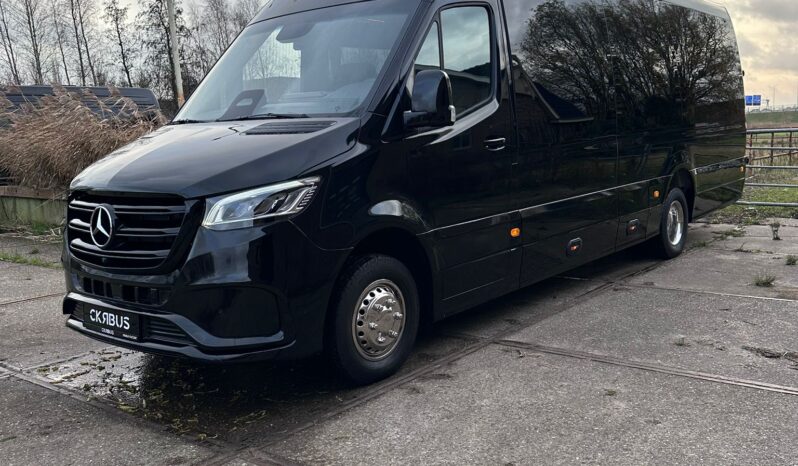 
								Sprinter 519 CDI Bussines Line 19+1+1 full									