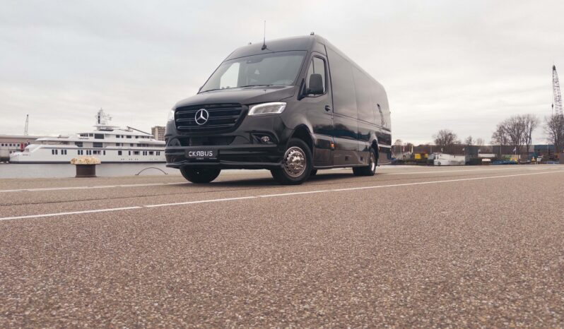 
								Mercedes-Benz Special Adapted full									